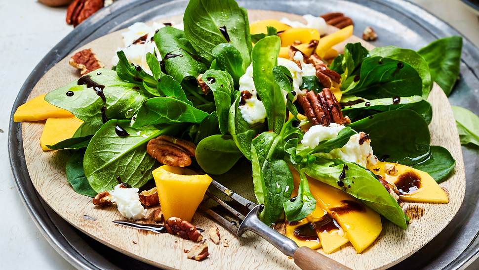 Was kann man Leckeres mit Feldsalat machen? Die besten Rezepte und Ideen